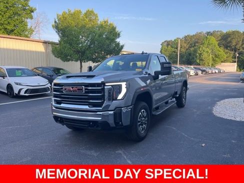 Used 2025 GMC Sierra 3500 SLE w/ Preferred Package AWD/4WD image 36