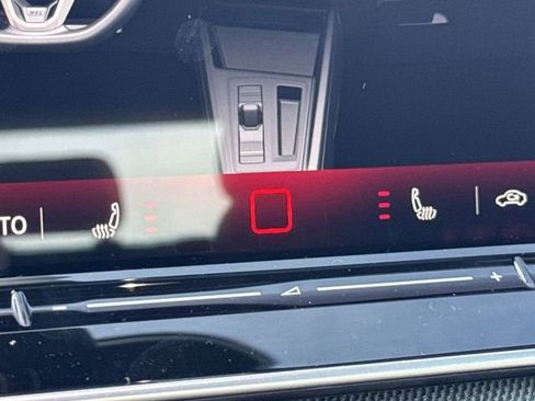 New 2026 Volkswagen GTI SE FWD image 22