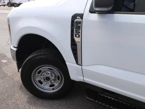 Used 2026 Ford F250 XL w/ XL Driver Assist Package AWD/4WD image 3