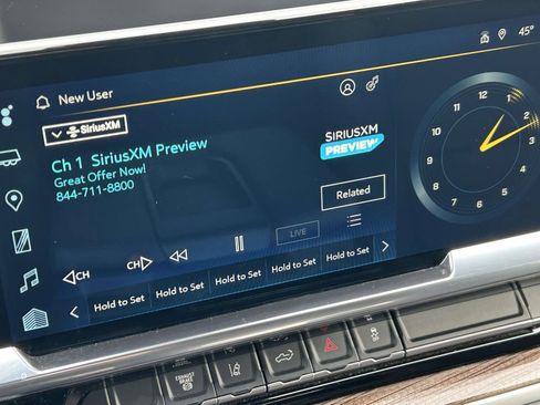 Used 2024 Chevrolet Silverado 2500 LT image 22