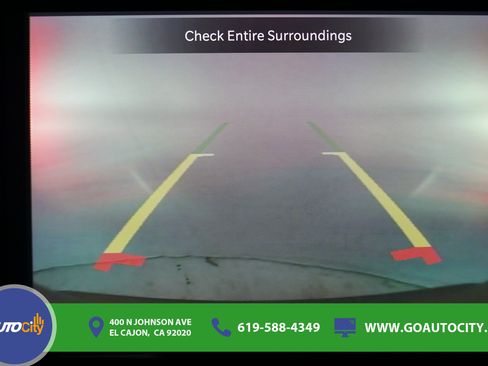 Used 2024 Chrysler Pacifica Limited FWD image 11