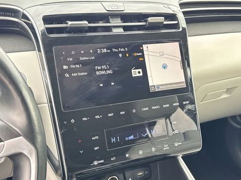 Used 2024 Hyundai Tucson Limited image 19