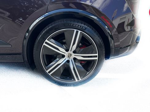 Used 2024 Porsche Macan Turbo Electric w/ Premium Package AWD/4WD image 12