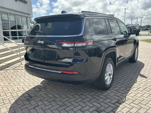 New 2026 Jeep Grand Cherokee L Laredo image 7