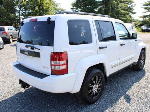 Used 2008 Jeep Liberty Sport w/ Popular Equipment Group AWD/4WD image 7