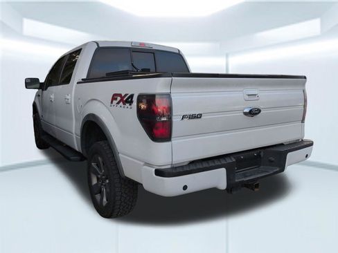 Used 2014 Ford F150 FX4 w/ Equipment Group 402A Luxury AWD/4WD image 2