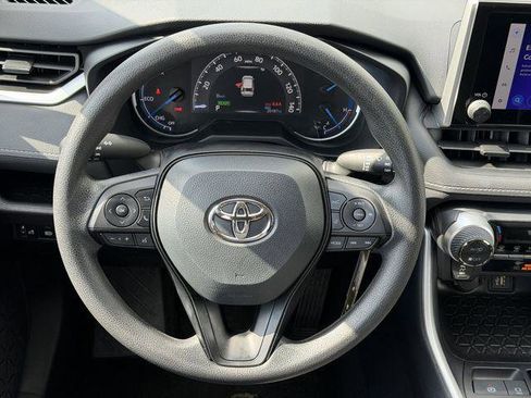 Certified 2025 Toyota RAV4 LE image 11