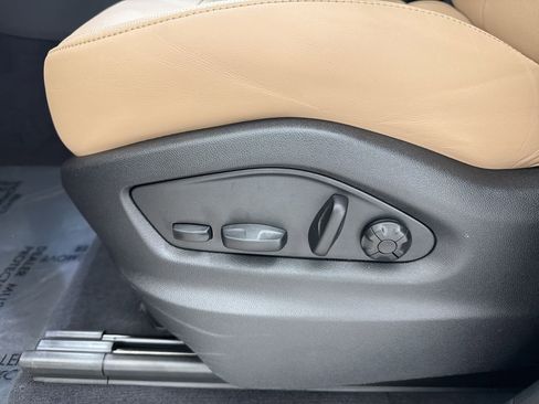 Certified 2026 Porsche Cayenne Coupe AWD/4WD image 13