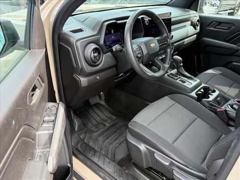 Used 2023 Chevrolet Colorado W/T image 10