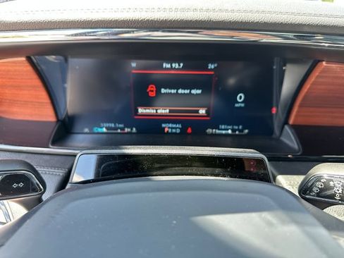 Used 2022 Lincoln Navigator Reserve w/ Equipment Group 201A AWD/4WD image 37