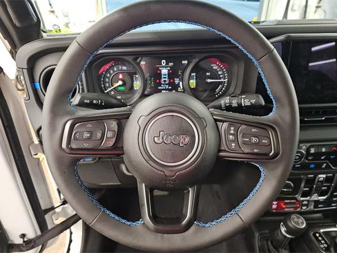 Used 2024 Jeep Wrangler Unlimited Rubicon 4xe AWD/4WD image 2