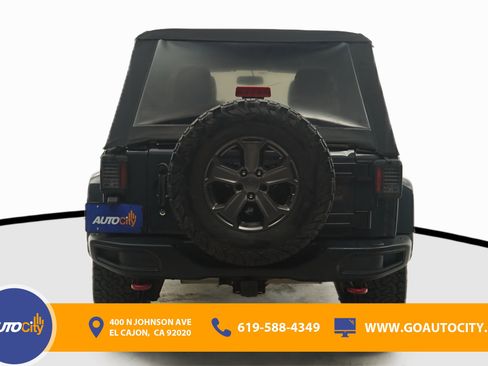 Used 2017 Jeep Wrangler Unlimited Rubicon AWD/4WD image 12