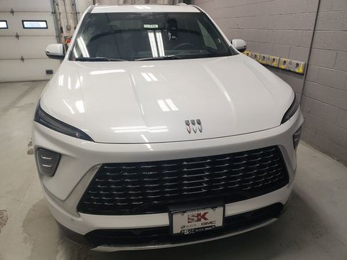 New 2026 Buick Enclave Avenir w/ Super Cruise Package image 6