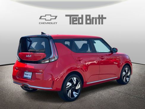 Used 2024 Kia Soul GT-Line w/ Option Group 020 FWD image 4