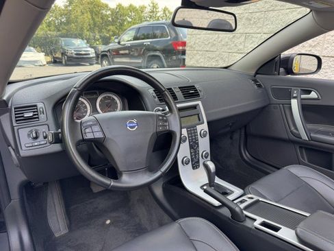 Used 2013 Volvo C70 T5 FWD image 6