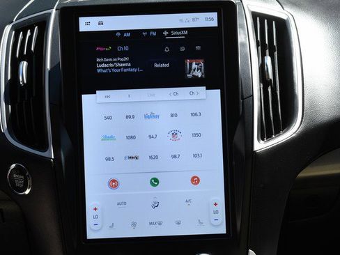 Used 2024 Ford Edge SEL w/ Convenience Package image 19