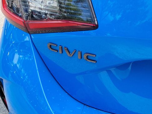 Used 2023 Honda Civic Type R image 5