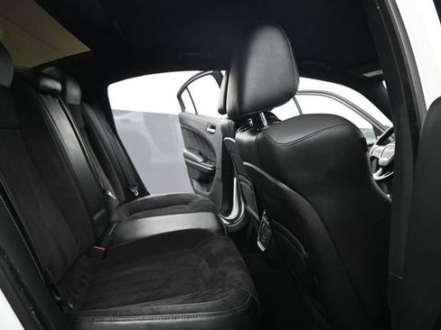 Used 2019 Dodge Charger Scat Pack w/ Plus Group RWD image 20