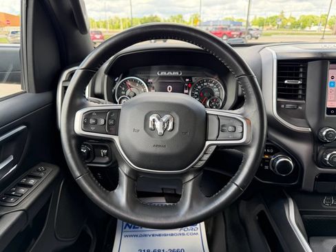 Used 2022 RAM 1500 Big Horn AWD/4WD image 16