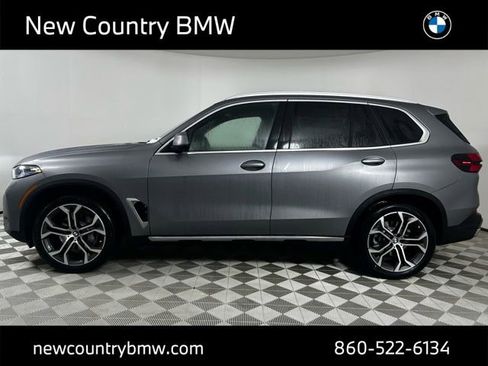 New 2026 BMW X5 xDrive40i w/ Climate Comfort Package image 4