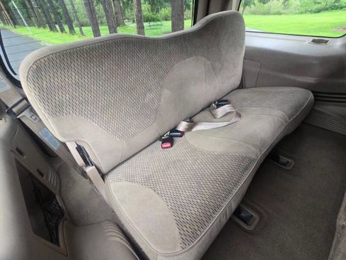 Used 1998 Ford Expedition XLT AWD/4WD image 16