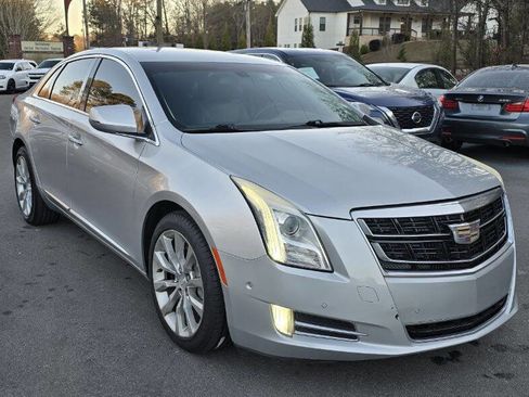 Used 2016 Cadillac XTS Luxury image 3