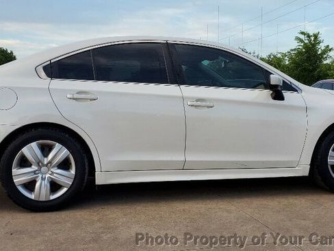 Used 2016 Subaru Legacy 2.5i image 10