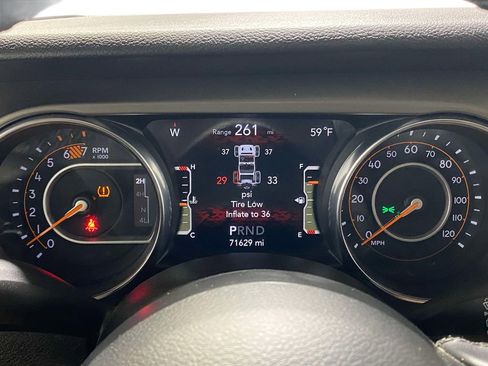 Used 2021 Jeep Wrangler Sport AWD/4WD image 27