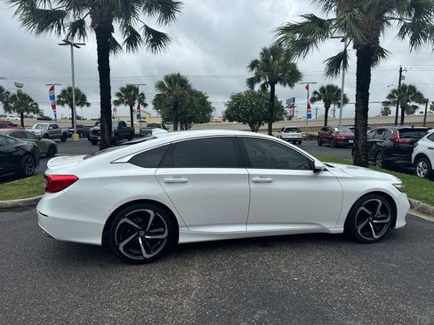 Used 2019 Honda Accord Sport image 5