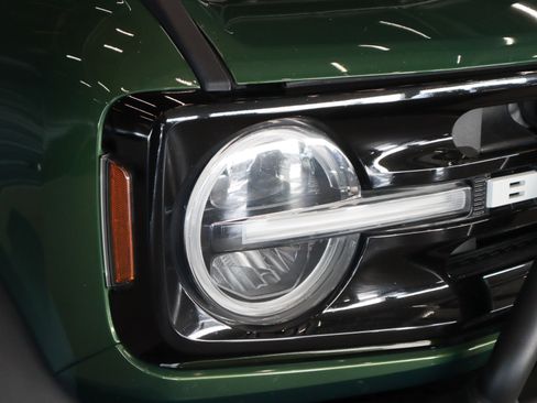 Used 2023 Ford Bronco Outer Banks w/ Sasquatch Package image 23