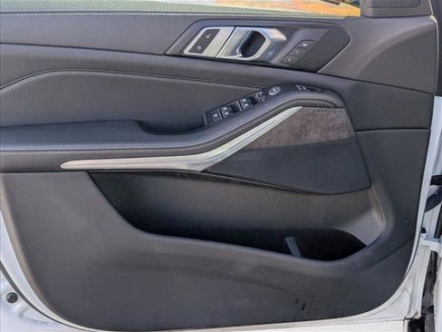 Certified 2023 BMW X5 xDrive40i w/ Premium Package AWD/4WD image 11