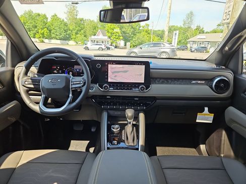 New 2026 Chevrolet Colorado ZR2 w/ Technology Package AWD/4WD image 5