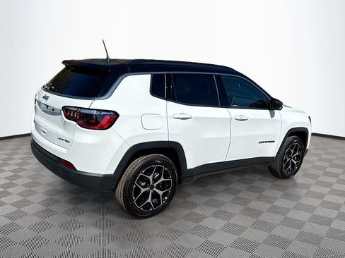 Used 2026 Jeep Compass Limited image 6