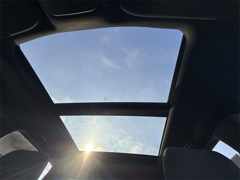 Used 2021 Ford F150 XLT w/ Equipment Group 302A High image 19