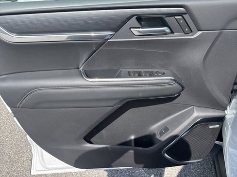 New 2026 GMC Acadia Elevation w/ LPO, Floor Liner Package image 10