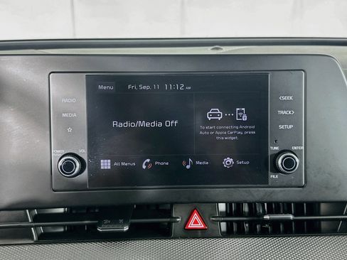 Used 2025 Kia Sportage LX FWD image 19