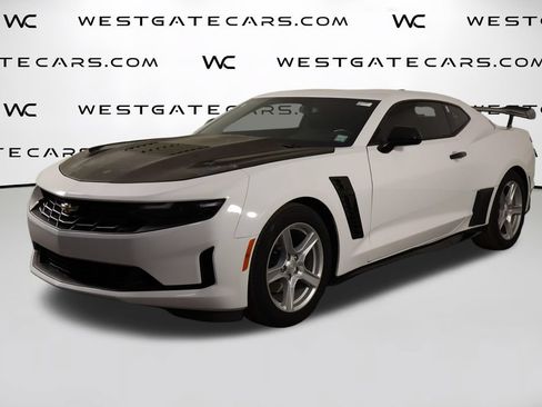 Used 2023 Chevrolet Camaro LT RWD image 1