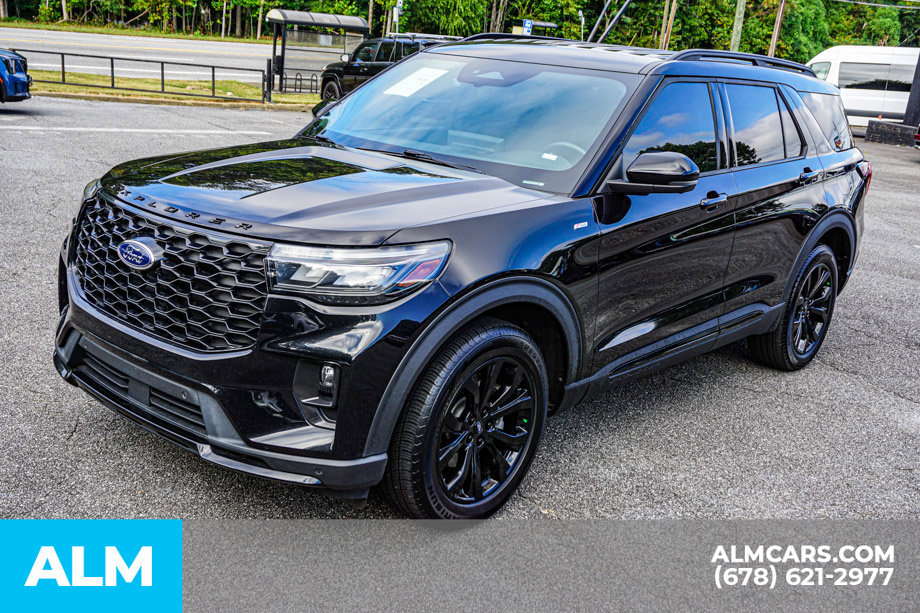 Used 2025 Ford Explorer ST-Line AWD/4WD image 14