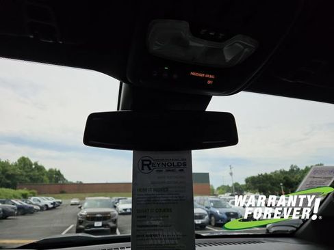 Used 2024 Chevrolet Colorado ZR2 w/ ZR2 Convenience Package III AWD/4WD image 12