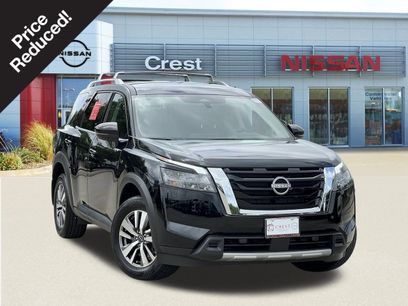 Certified 2025 Nissan Pathfinder SL