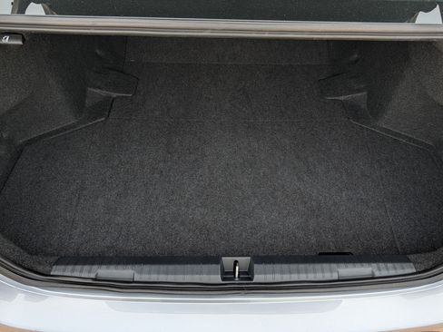 Certified 2025 Subaru Legacy Premium AWD/4WD image 18
