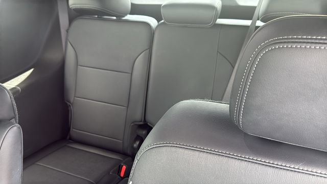 Used 2025 Buick Enclave Preferred FWD image 26