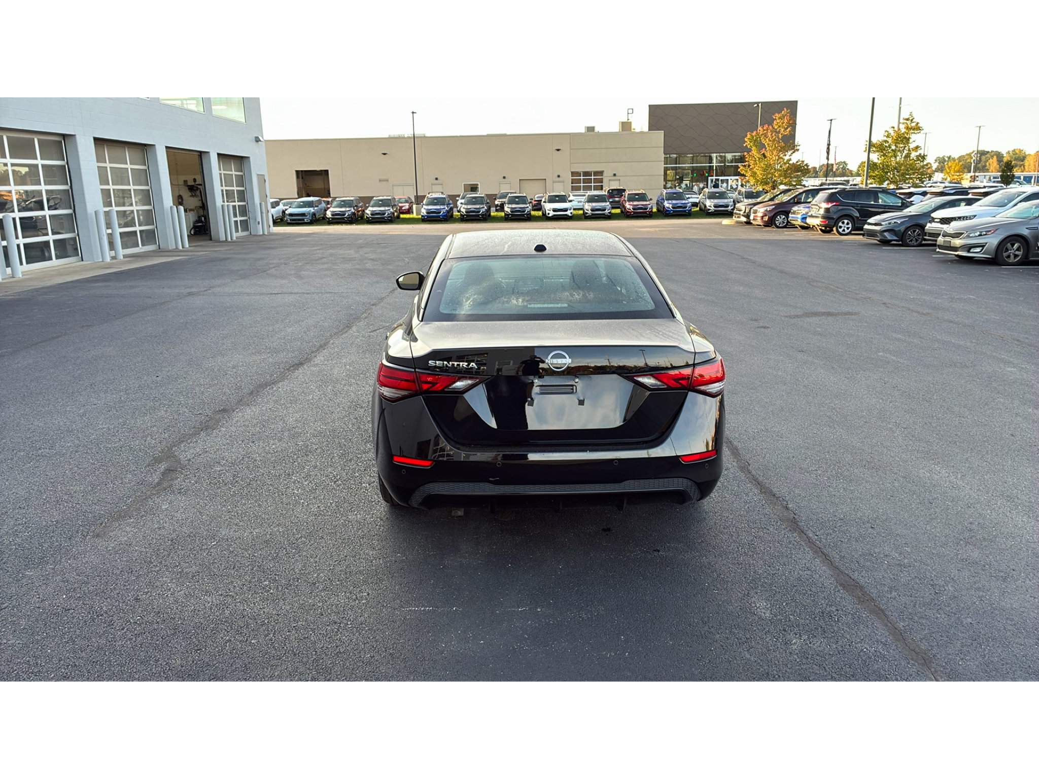 Used 2025 Nissan Sentra SV FWD image 6