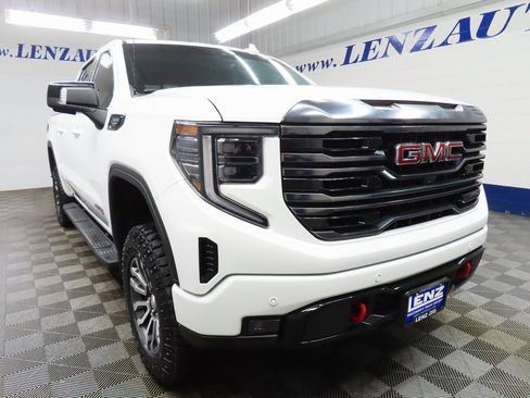 Used 2023 GMC Sierra 1500 AT4 w/ Technology Package image 7
