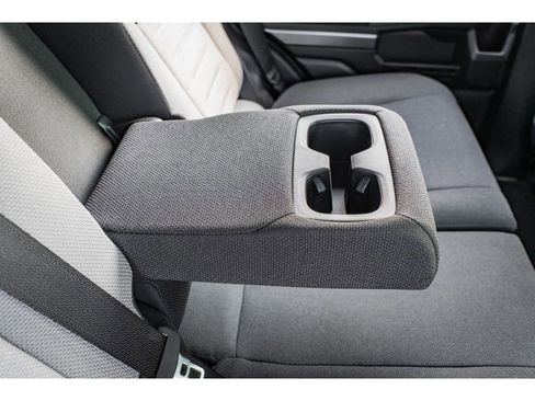 Used 2025 Toyota 4Runner TRD Off-Road image 28