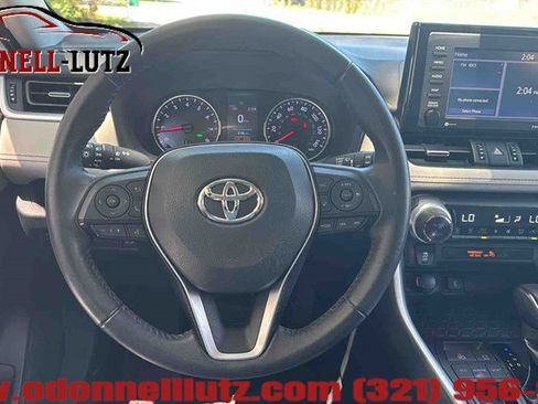 Used 2021 Toyota RAV4 XLE Premium FWD image 18