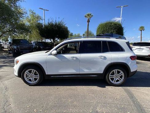 Used 2020 Mercedes-Benz GLB 250 4MATIC image 4