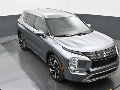 Used 2022 Mitsubishi Outlander SEL FWD image 32