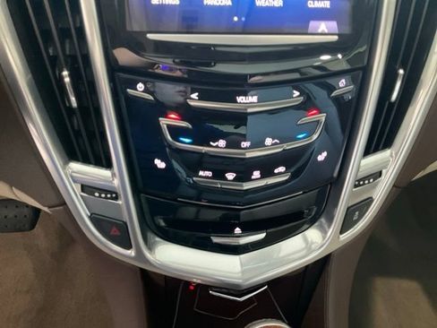 Used 2014 Cadillac SRX Luxury FWD image 13