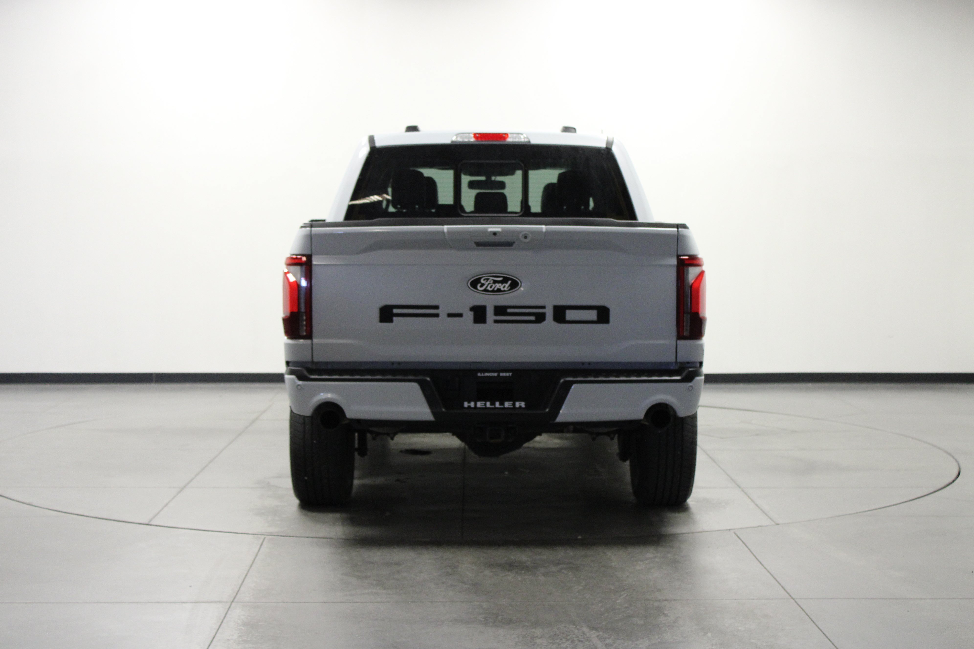 Used 2025 Ford F150 Lariat AWD/4WD image 5